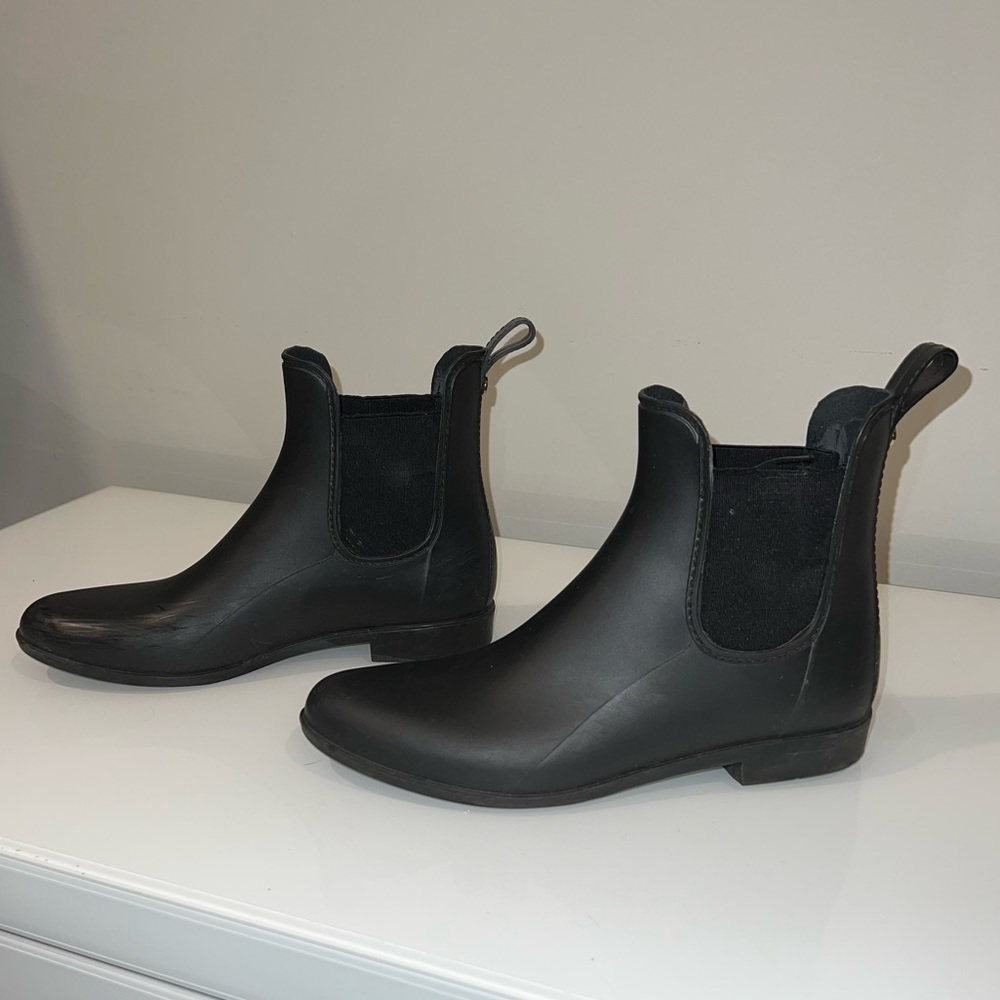 Black Chelsea Boots